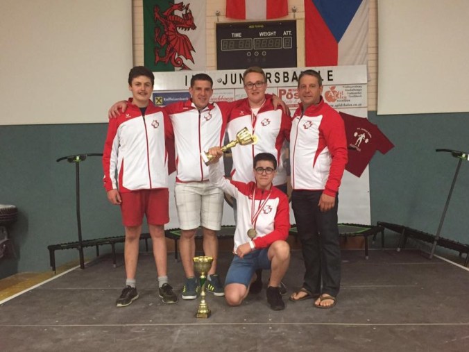 13312866_1639042573081962_8818460623661200953_n